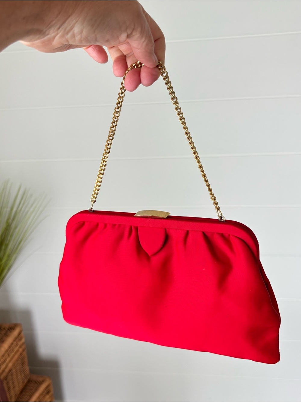 Franklin Simon New York Vintage Red Special Occasion Bag with Gold Chain